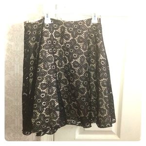 Delia's holiday skirt, size 3.